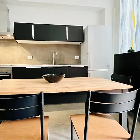 Navigli Perfect Modern Flat Close To The Green Metro Апартаменты